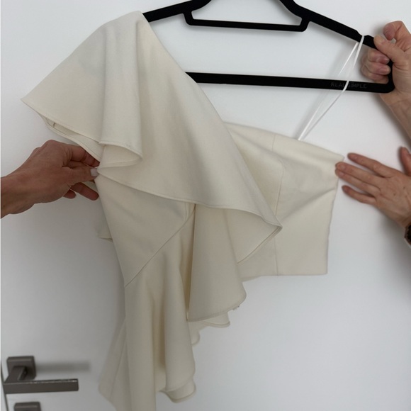 AMUR Cream One-Shoulder Ruffled Top - Picture 4 of 5